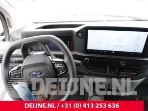Ford Transit Custom 2.0 EcoBlue 170 Samochód złomowany (2024, Bialy)
