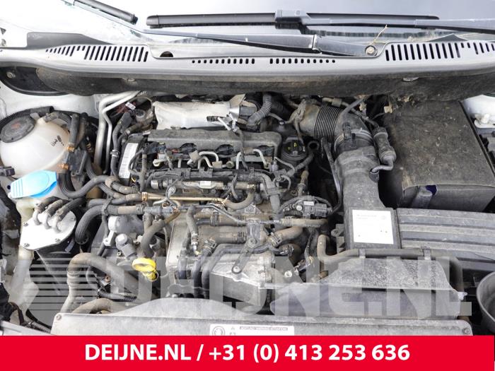 Volkswagen Caddy IV 2.0 TDI 102 Épave (2017, Blanc)