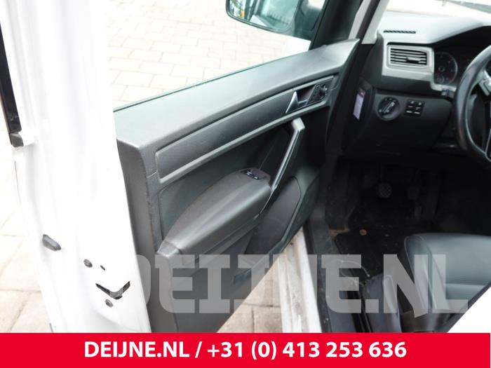 Volkswagen Caddy IV 2.0 TDI 102 Épave (2017, Blanc)
