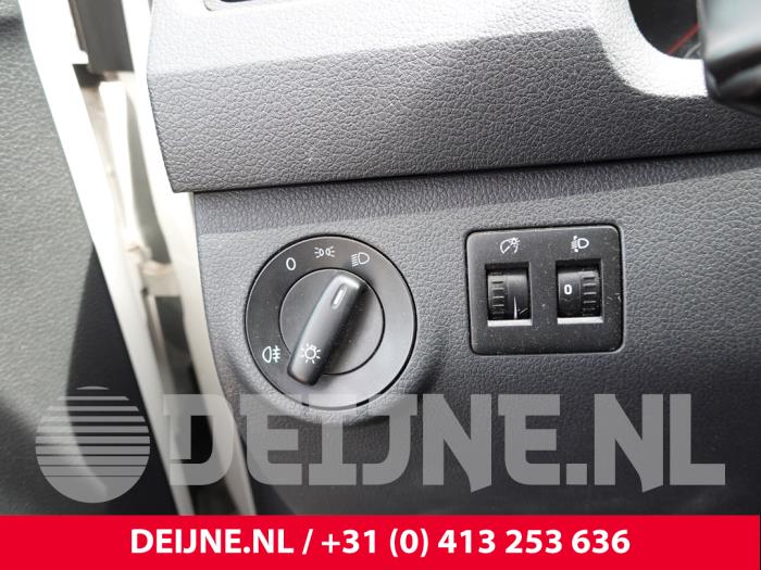 Volkswagen Caddy IV 2.0 TDI 102 Épave (2017, Blanc)