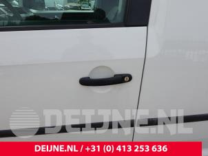 Volkswagen Caddy IV 2.0 TDI 102 Épave (2017, Blanc)