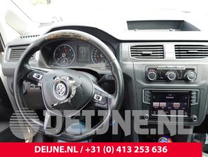 Volkswagen Caddy IV 2.0 TDI 102 Épave (2017, Blanc)