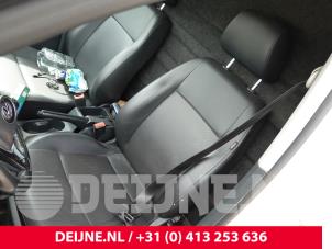 Volkswagen Caddy IV 2.0 TDI 102 Épave (2017, Blanc)