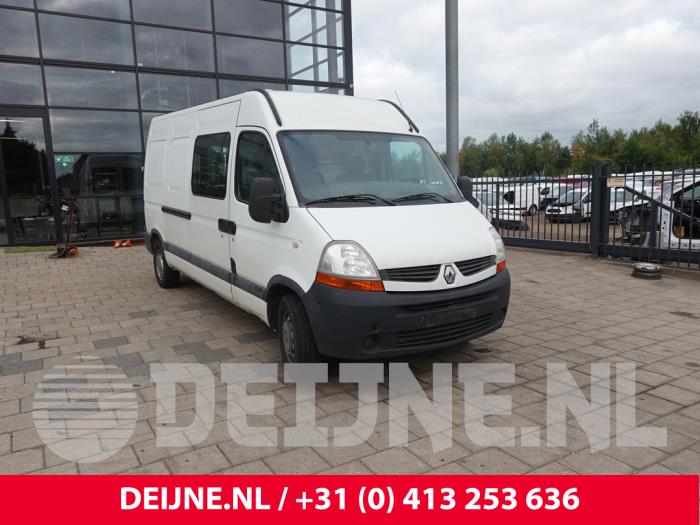 Renault Master II 2.5 dCi 16V 100  (Épave)
