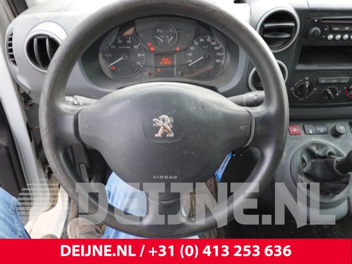 Peugeot Partner 1.6 HDI 90 Vehículo de desguace (2015, Blanco)