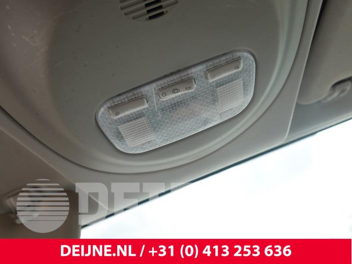 Peugeot Partner 1.6 HDI 90 Vehículo de desguace (2015, Blanco)