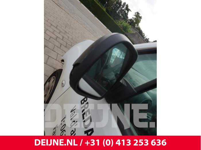 Peugeot Partner 1.6 HDI 90 Vehículo de desguace (2015, Blanco)
