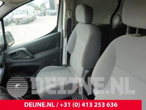 Peugeot Partner 1.6 HDI 90 Vehículo de desguace (2015, Blanco)
