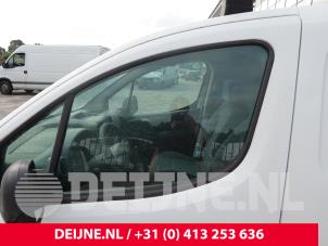 Peugeot Partner 1.6 HDI 90 Vehículo de desguace (2015, Blanco)