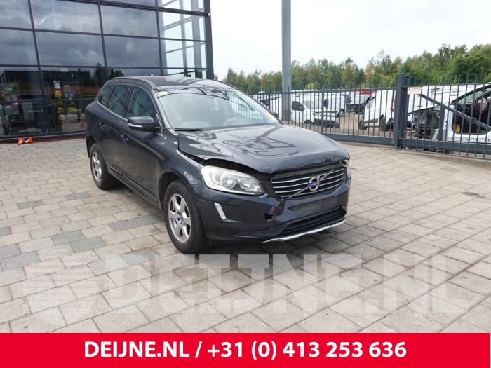 Volvo XC60 I 2.0 D4 16V  (Épave)