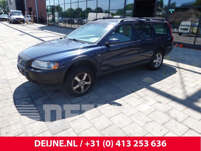 Volvo V70 2.4 T 20V AWD Vehículo de desguace (2000, Azul)