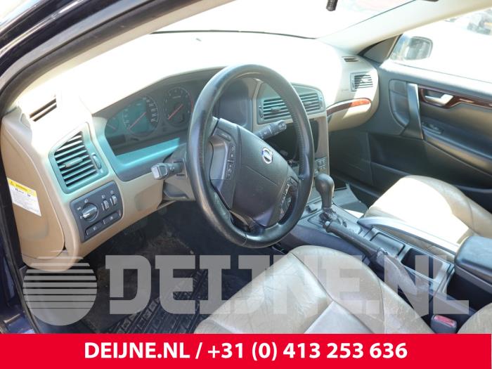 Volvo V70 2.4 T 20V AWD Vehículo de desguace (2000, Azul)
