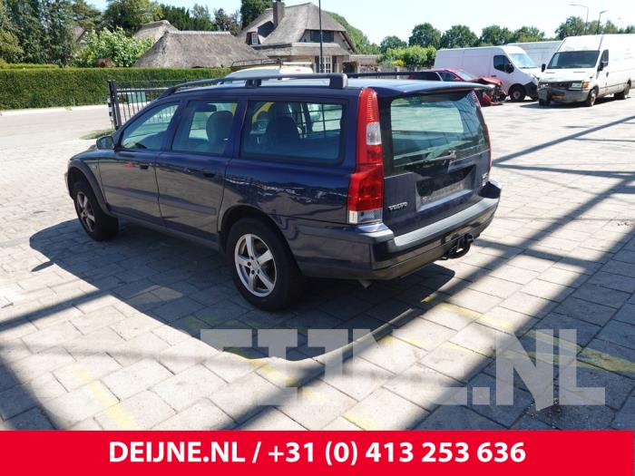 Volvo V70 2.4 T 20V AWD Vehículo de desguace (2000, Azul)