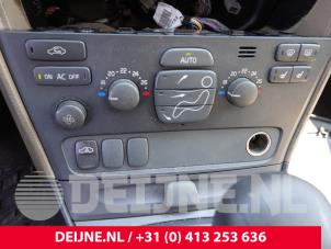 Volvo V70 2.4 T 20V AWD Vehículo de desguace (2000, Azul)