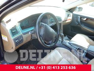 Volvo V70 2.4 T 20V AWD Vehículo de desguace (2000, Azul)