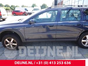 Volvo V70 2.4 T 20V AWD Vehículo de desguace (2000, Azul)