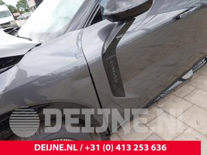 Lynk & Co 08 1.5 Core, More Vehículo de desguace (2025, Gris)