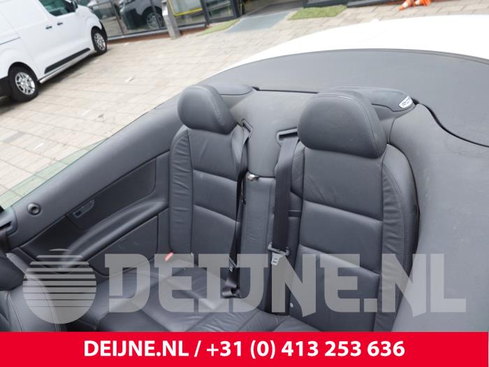 Volvo C70 2.0 D3 20V Vehículo de desguace (2011, Blanco)