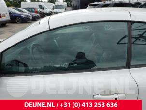Volvo C70 2.0 D3 20V Vehículo de desguace (2011, Blanco)