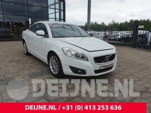 Volvo C70 2.0 D3 20V Vehículo de desguace (2011, Blanco)