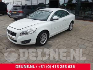 Volvo C70 2.0 D3 20V Vehículo de desguace (2011, Blanco)