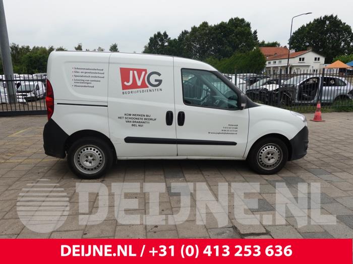 Opel Combo 1.3 CDTI 16V Vehículo de desguace (2017, Blanco)