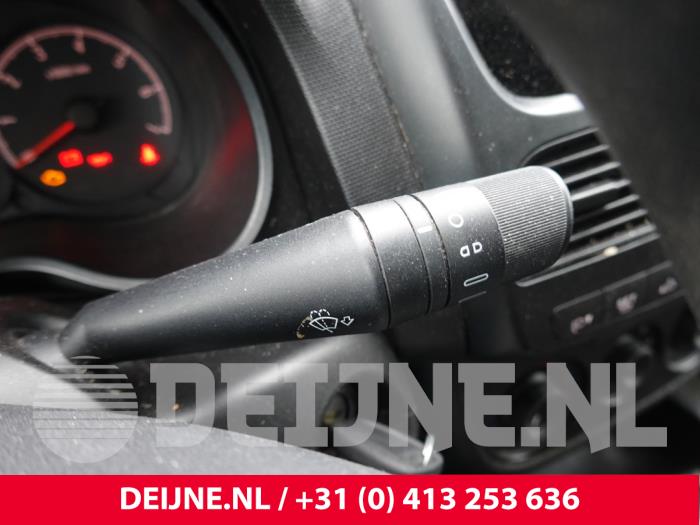 Opel Combo 1.3 CDTI 16V Vehículo de desguace (2017, Blanco)