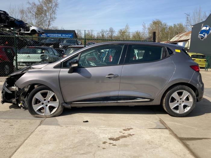 Renault Clio IV 1.5 Energy dCi 90 FAP Skrotfordon (2016, MUISGRIJS)