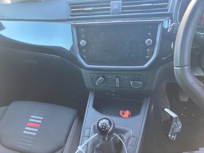 Seat Ibiza V 1.0 TSI 12V Samochód złomowany (2019, Ciemny, Niebieski)