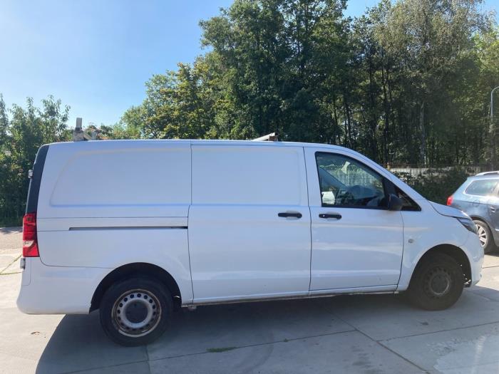 Mercedes Vito 2.2 114 CDI 16V Épave (2017, Blanc)