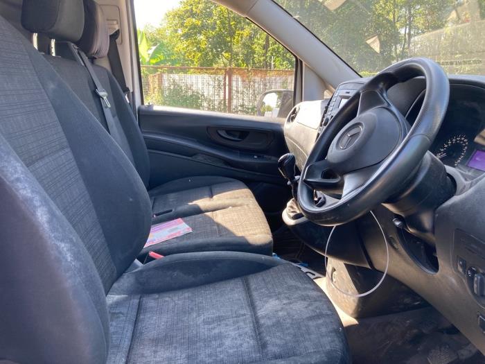 Mercedes Vito 2.2 114 CDI 16V Épave (2017, Blanc)