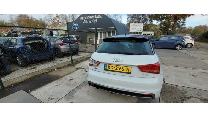 Audi A1 Sportback 1.2 TFSI Vehículo de desguace (2014, Blanco)