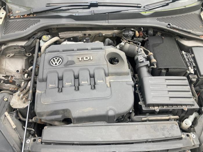 Volkswagen Golf VII Variant 1.6 TDI 16V Schrottauto (2013, Mausgrau)