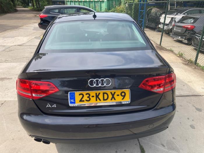Audi A4 1.8 TFSI 16V Skrotfordon (2007, GRIJS)