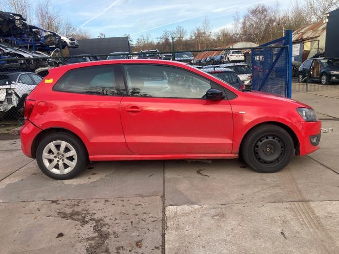 Volkswagen Polo V 1.2 12V Épave (2012, Rouge)
