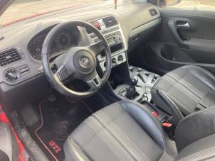 Volkswagen Polo V 1.2 12V Épave (2012, Rouge)