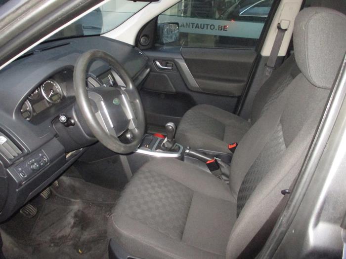 Landrover Freelander II 2.2 tD4 16V Épave (2007, Gris)