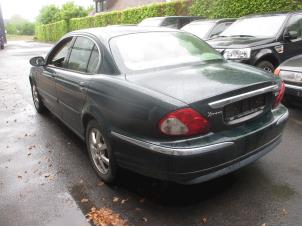 Jaguar X-type 2.0 D 16V Vehículo de desguace (2004, Verde)