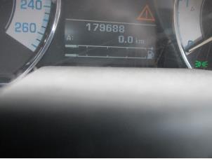 Jaguar XF 2.7 D V6 24V Épave (2008, Gris)