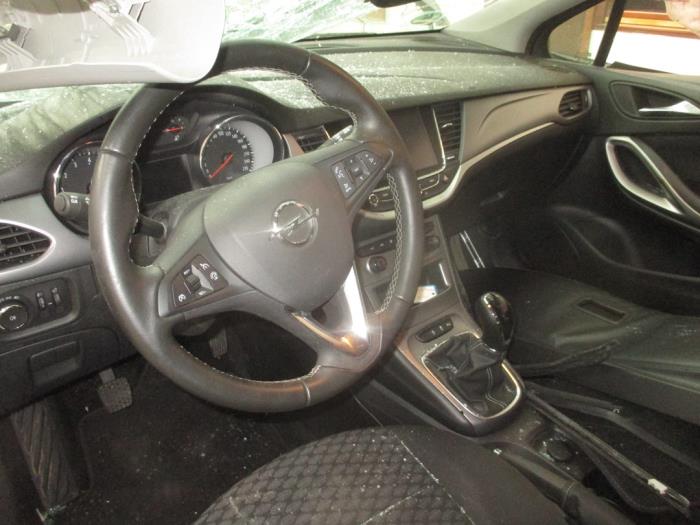 Opel Astra K Sports Tourer 1.0 Turbo 12V Épave (2018, Gris)