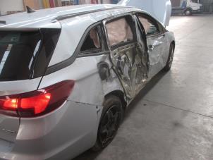 Opel Astra K Sports Tourer 1.0 Turbo 12V Épave (2018, Gris)
