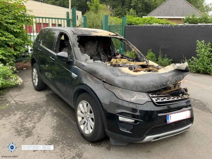 Landrover Discovery Sport L550 Salvage vehicle (2016, Black)