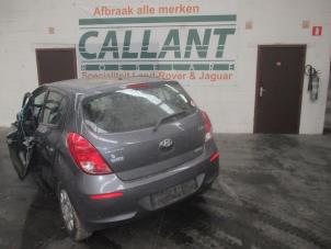 Hyundai i20 1.1 CRDi VGT 12V Épave (2014, Gris foncé)