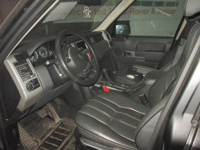 Landrover Range Rover III 4.4 V8 32V Samochód złomowany (2003, Szary)
