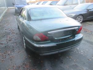 Jaguar X-type 2.2 D 16V Épave (2006, Vert)