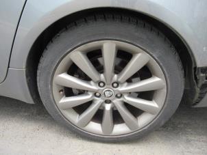 Jaguar XF 3.0 D V6 24V Samochód złomowany (2010, Szary)