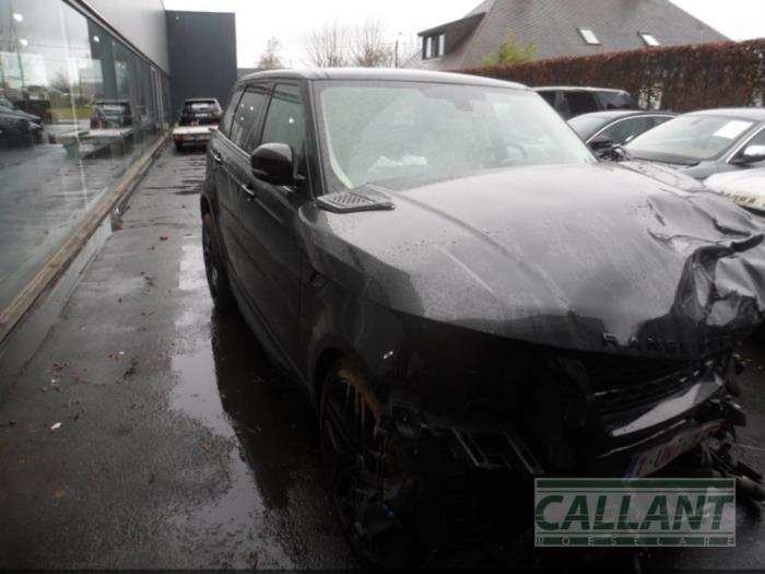 Landrover Range Rover Sport 3.0 TDV6 Salvage vehicle (2016)
