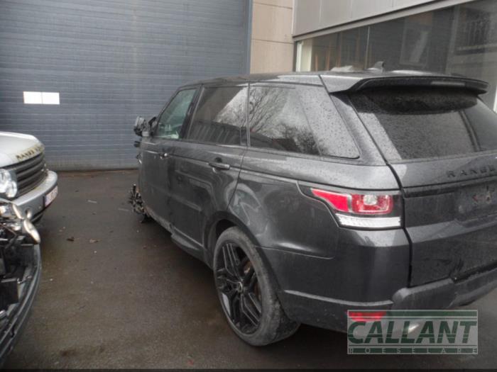 Landrover Range Rover Sport 3.0 TDV6 Salvage vehicle (2016)