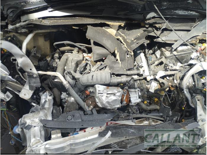 Citroen C4 Picasso 1.2 12V PureTech 130 Épave (2017, Gris, Gris )