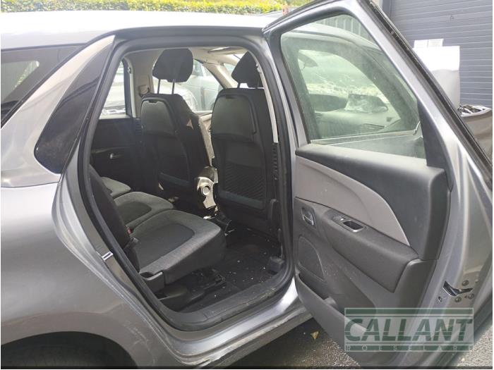 Citroen C4 Picasso 1.2 12V PureTech 130 Épave (2017, Gris, Gris )